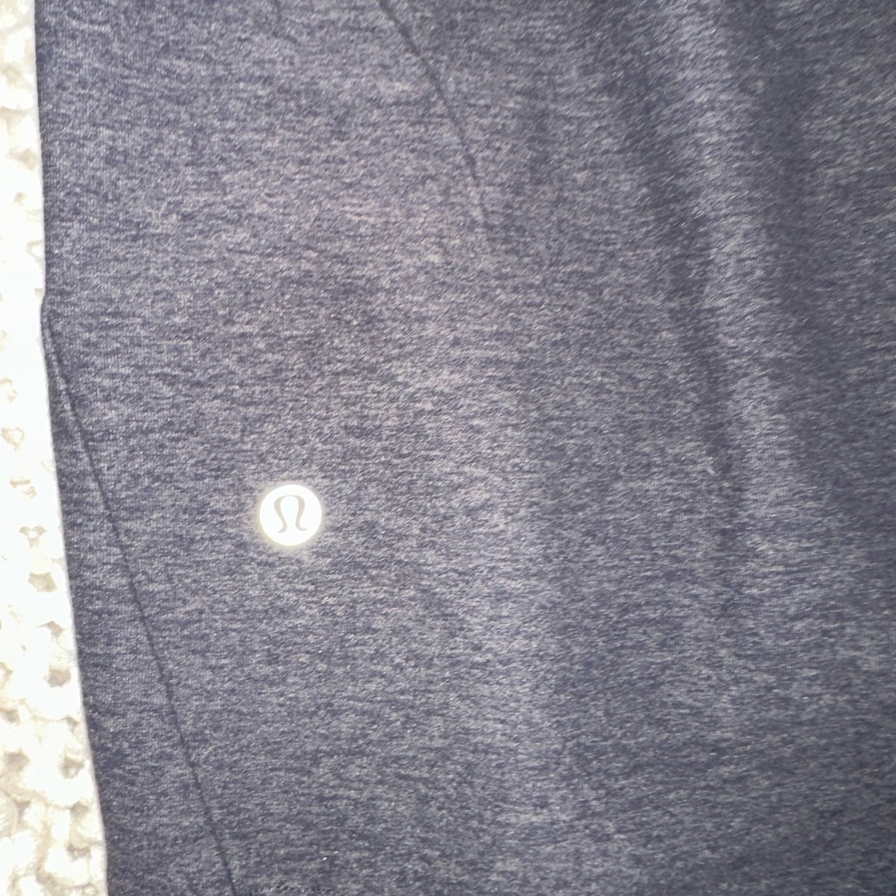 Men’s Lulu Quarter Zip-size L but tags removed -like new condition - Picture 5 of 9